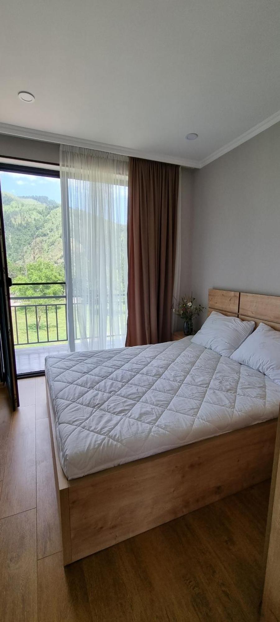 Green Mountain Borjomi Rum bild